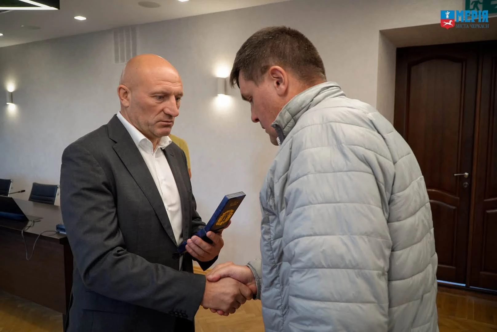 У Черкасах вручили нагороди: за мужність, працю і спортивні досягнення