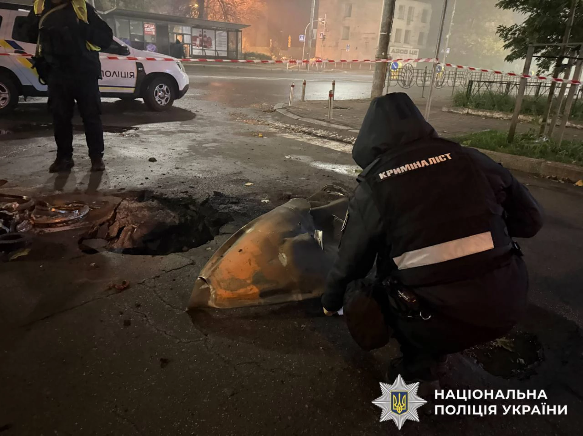 Одна людина загинула, 22 постраждали, серед них семеро дітей: поліція документує наслідки удару по Києву