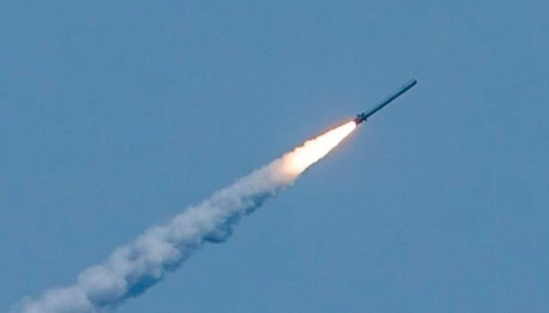 У Києві та передмісті лунають сильні вибухи
