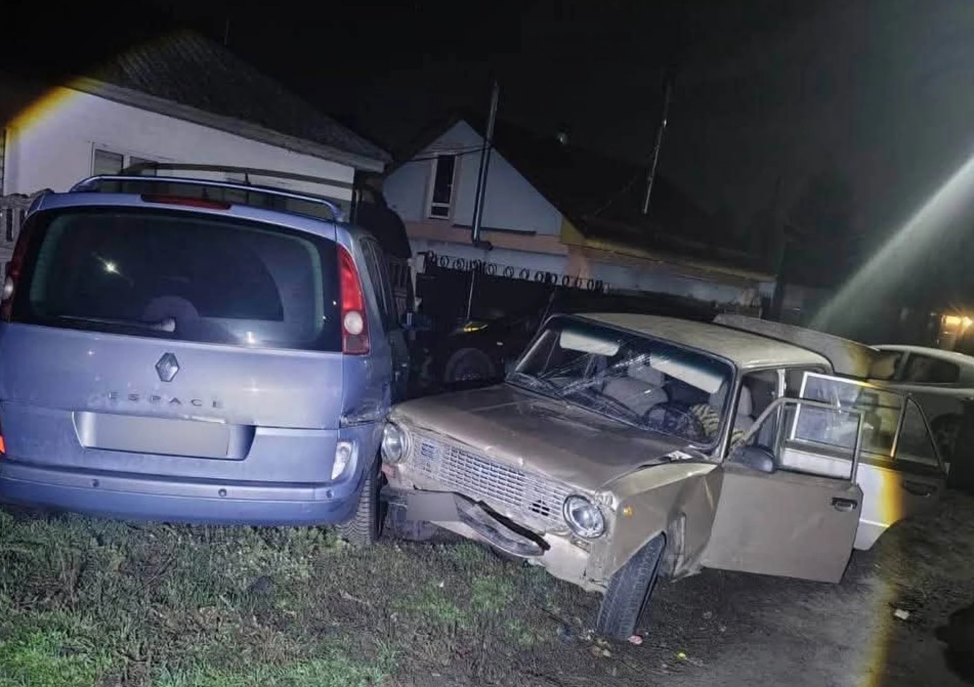 П’яний водій ВАЗ протаранив дві іномарки у Черкасах