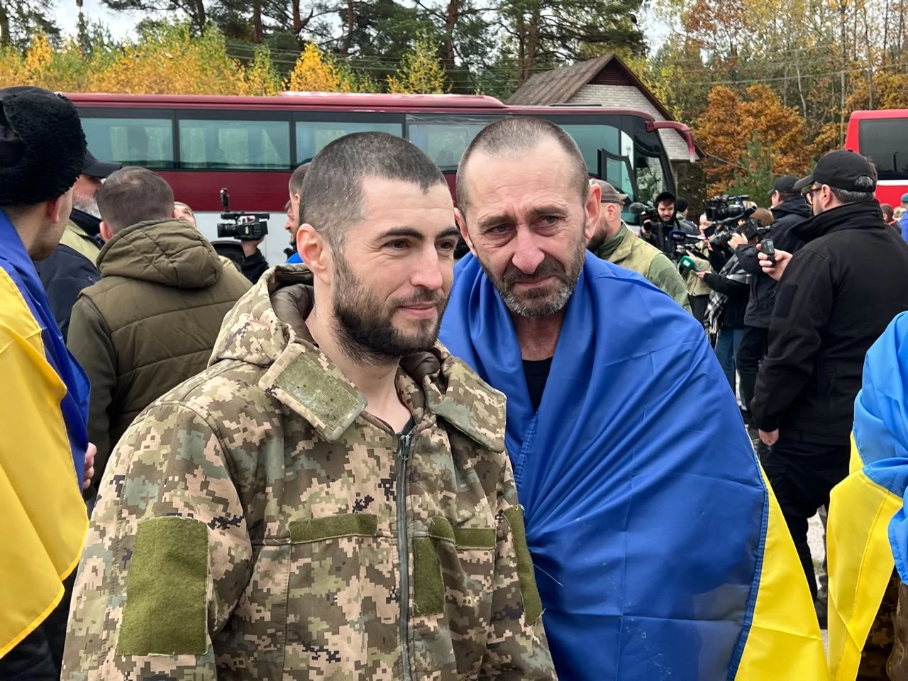 Додому з російської неволі повертаються 270 українців