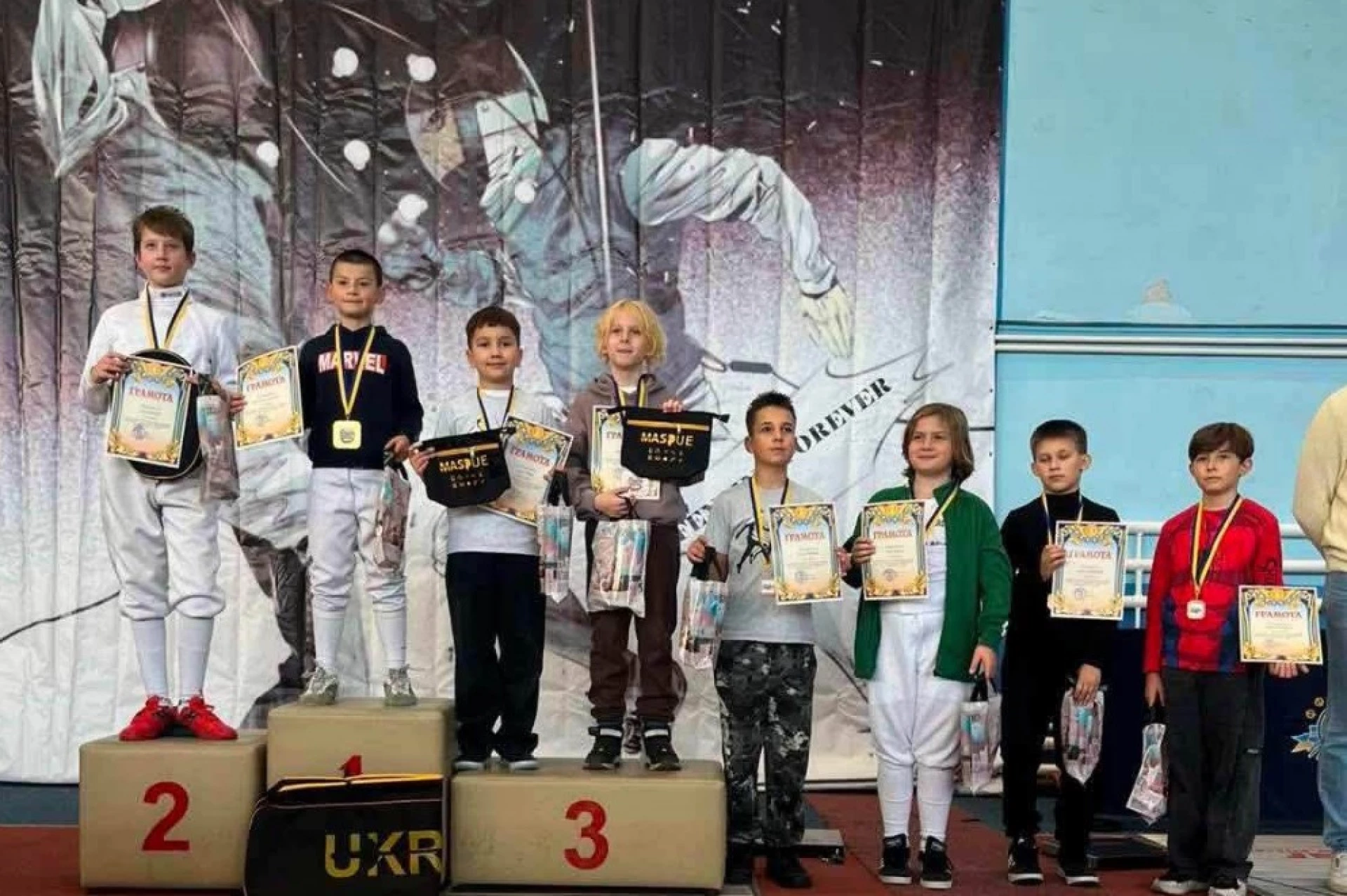 Юні черкаські фехтувальники здобули нагороди на змаганнях у Львові