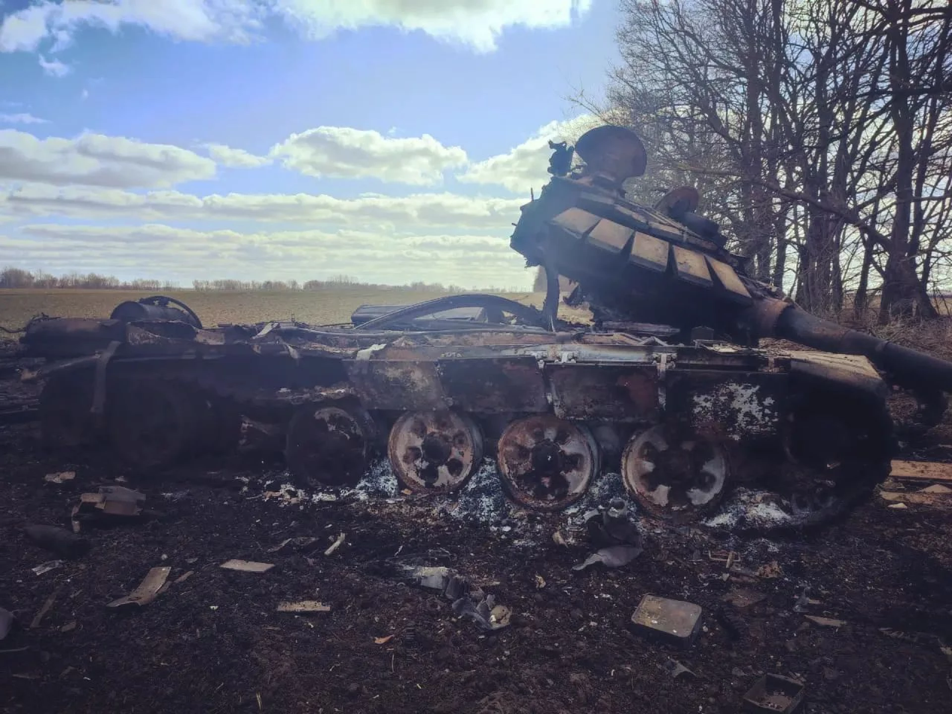 Українські воїни знищили дві ворожі батареї і обстріляли росіян, що збиралися на ротацію