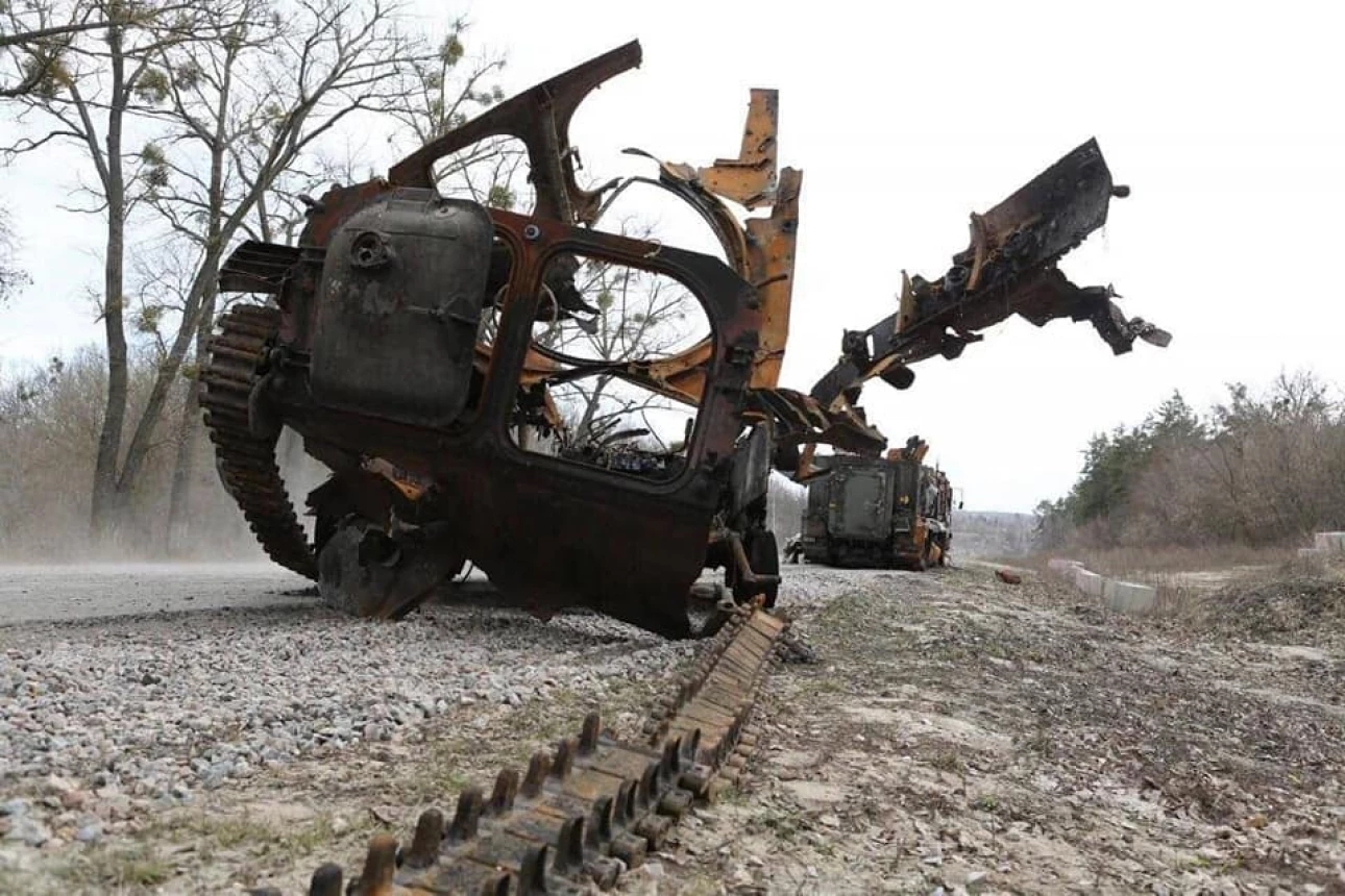 Українці знищили російський «Тайфун», захищений від мін та засідок. Фото