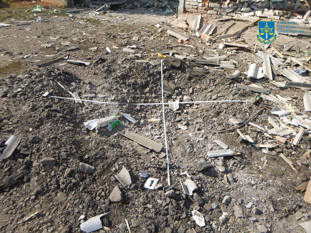 Росіяни обстріляли школу та магазин у Сумській області - фото 5