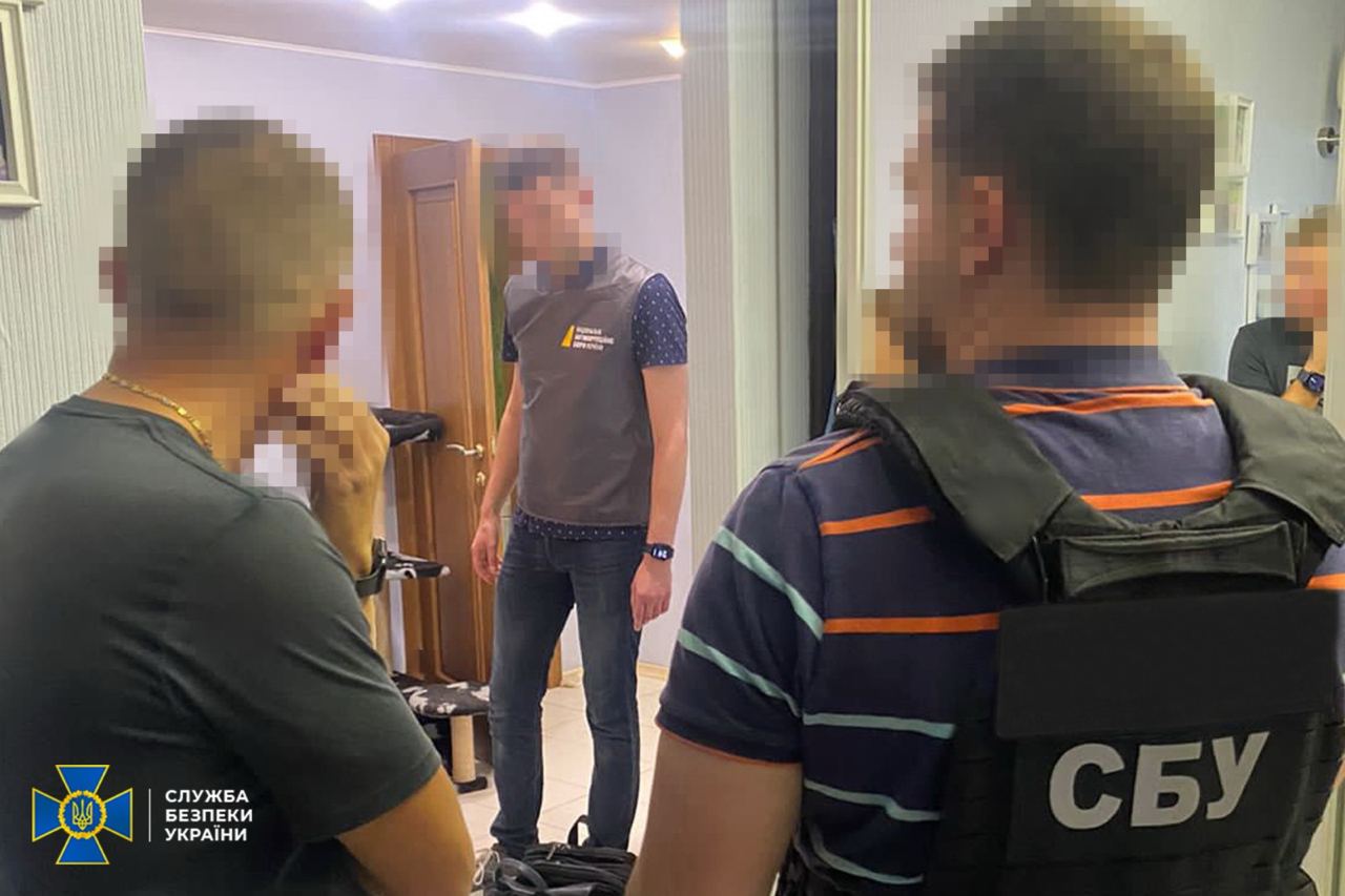 СБУ та НАБУ викрили на хабарі суддю із Київщини - фото 2