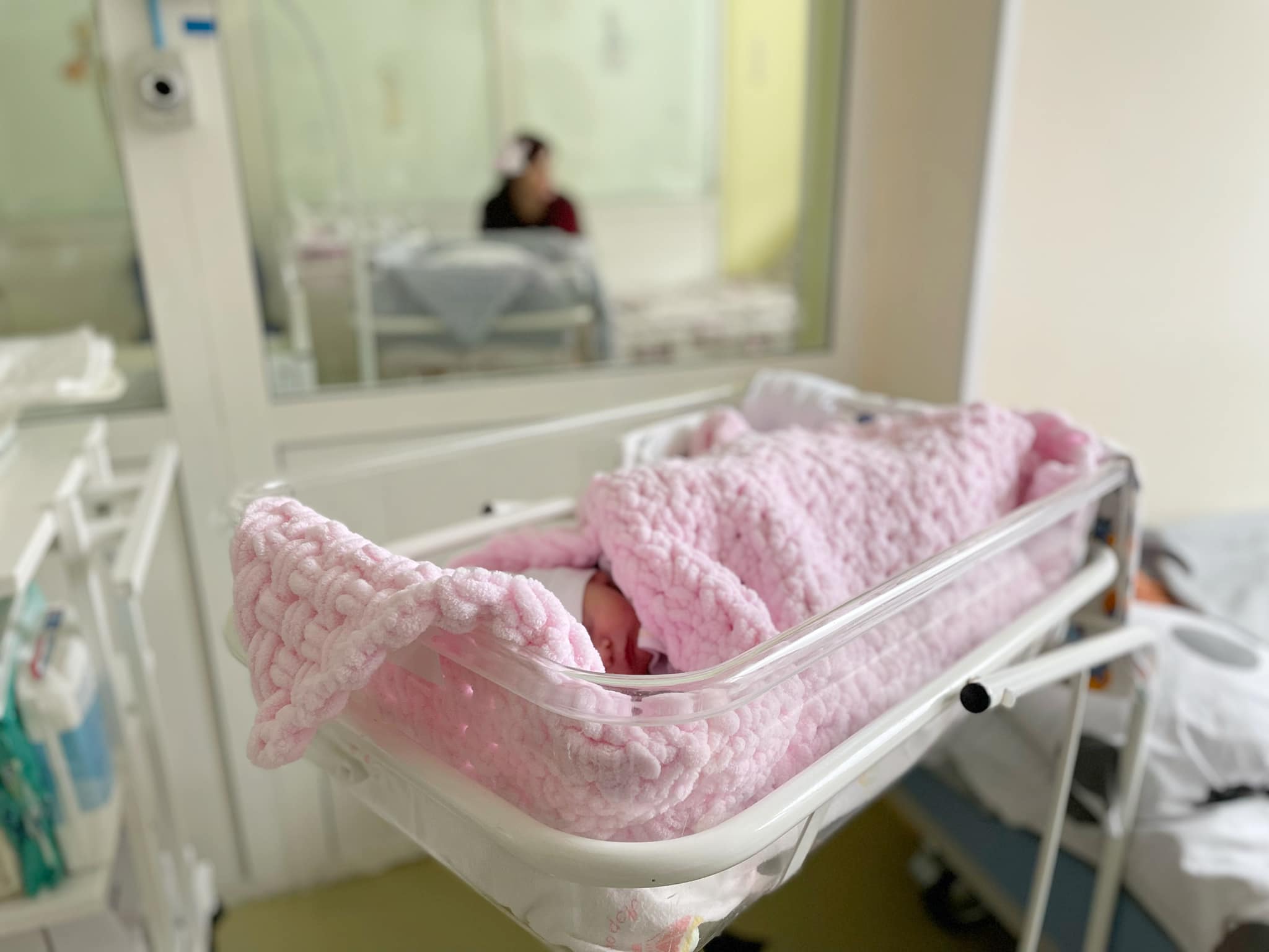 Львівські хірурги врятували немовля, яке народилось з пухлиною в 1 кілограм - фото 2