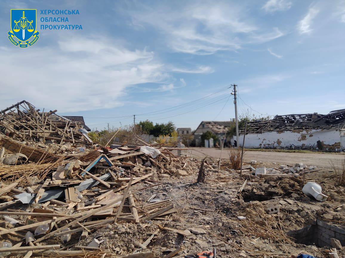 Херсонщину атакували авіабомбами і дроном: є поранені