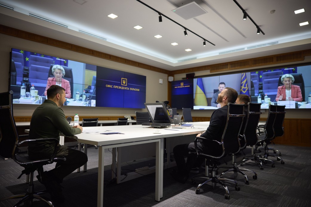 Зеленський розповів, що робить Україна для повернення Криму. Відео
