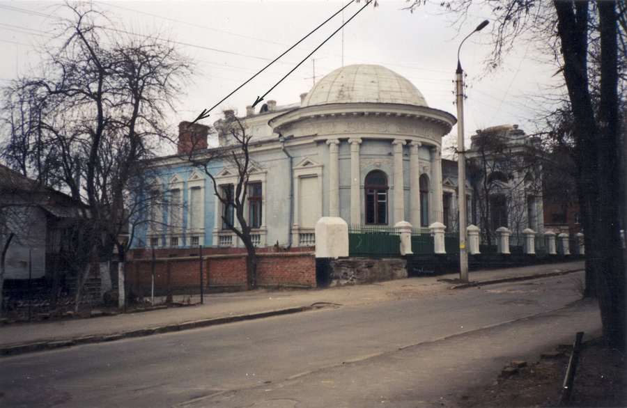 Як за століття змінився будинок, де була канцелярія Петлюри у Вінниці