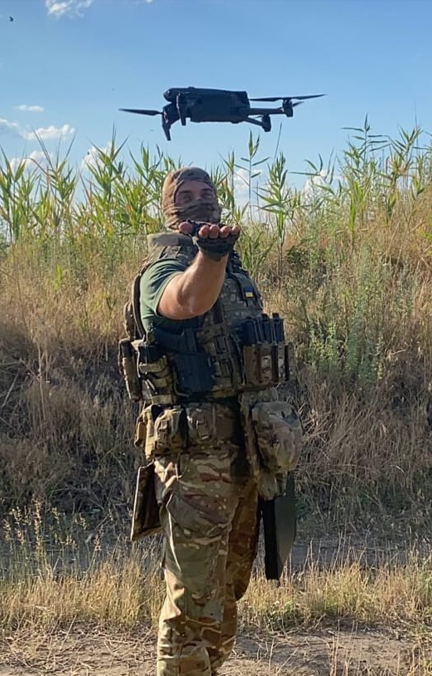 Три дні та дві ночі повз до своїх: історія розвідника родом з Вінниці, якого вважали мертвим