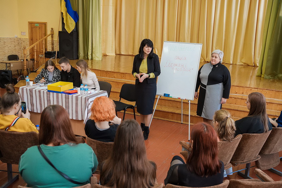 Для бригади з Вінниччини школярі зібрали майже 100 тис грн - фото 4