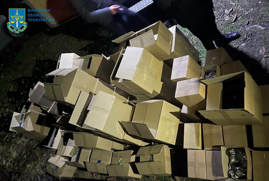 На Вінниччині група осіб незаконно виготовляла алкоголь і збувала його через інтернет по всій Україні - фото 3