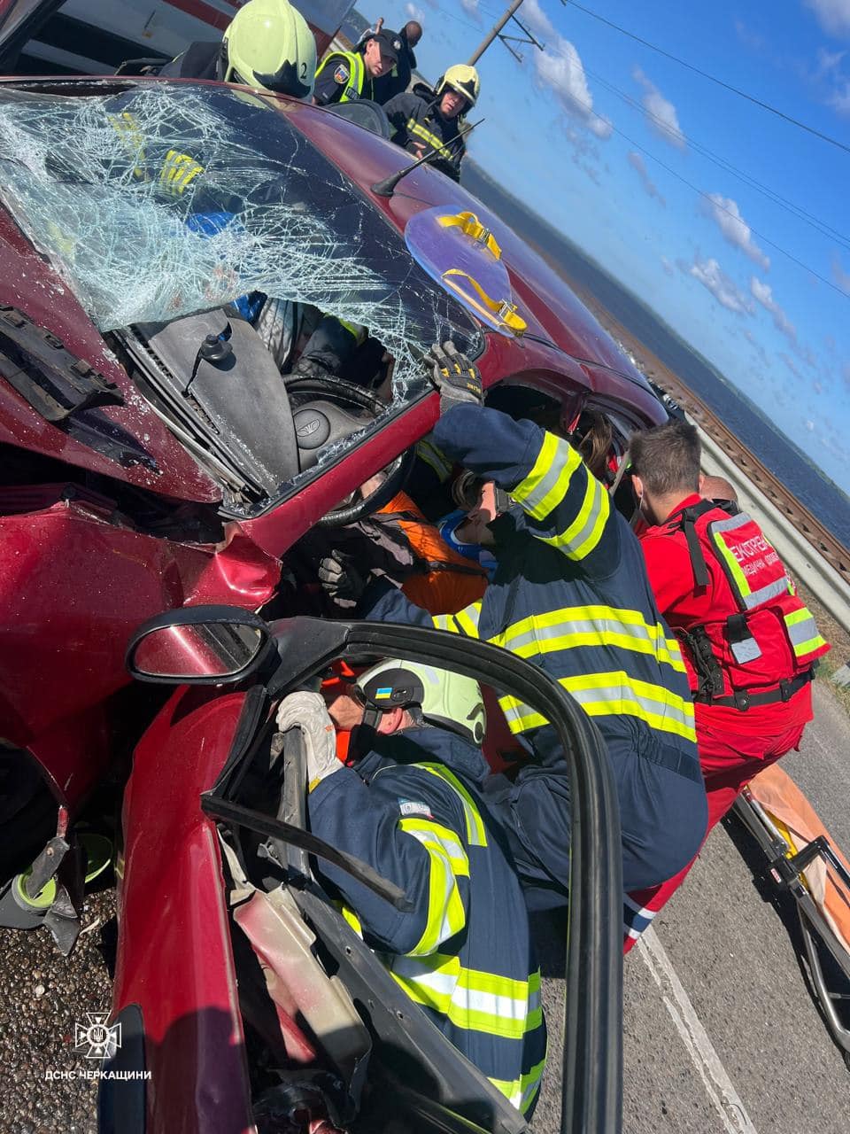 В ДТП на Черкаській дамбі загинула людина