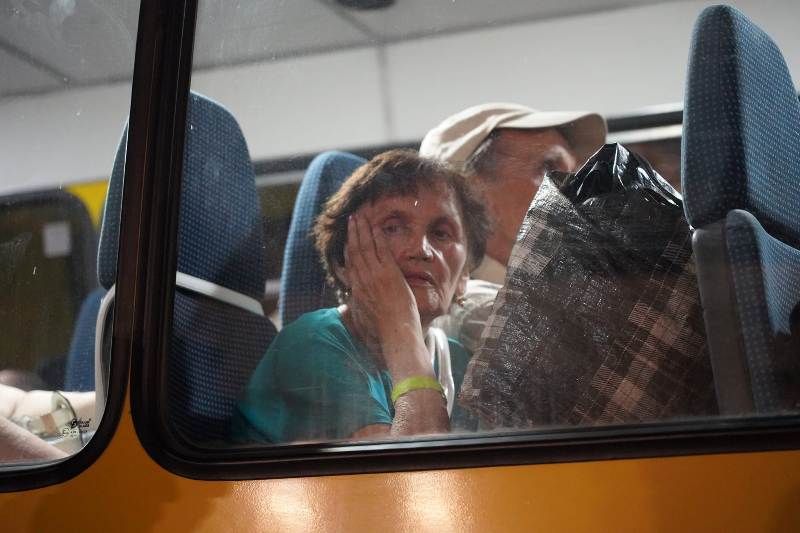 Евакуаційний потяг із Донеччини зустріли на Черкащині