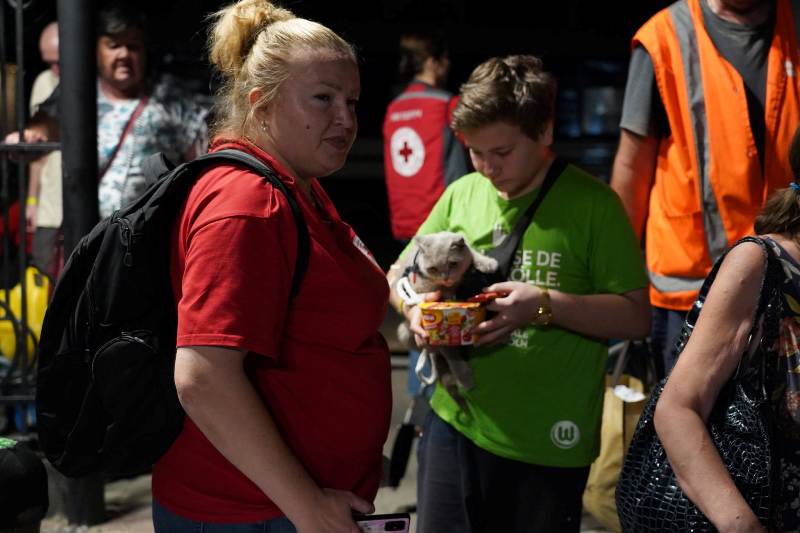 Евакуаційний потяг із Донеччини зустріли на Черкащині - фото 4