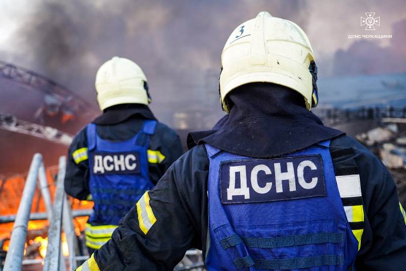 В Черкасах зафіксовано кілька влучань після ворожої атаки на регіон - фото 3