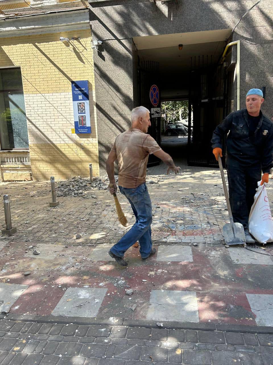 В Києві зупинили роботи, що призвели до пошкодження важливого архітектурного об’єкту міста - фото 3