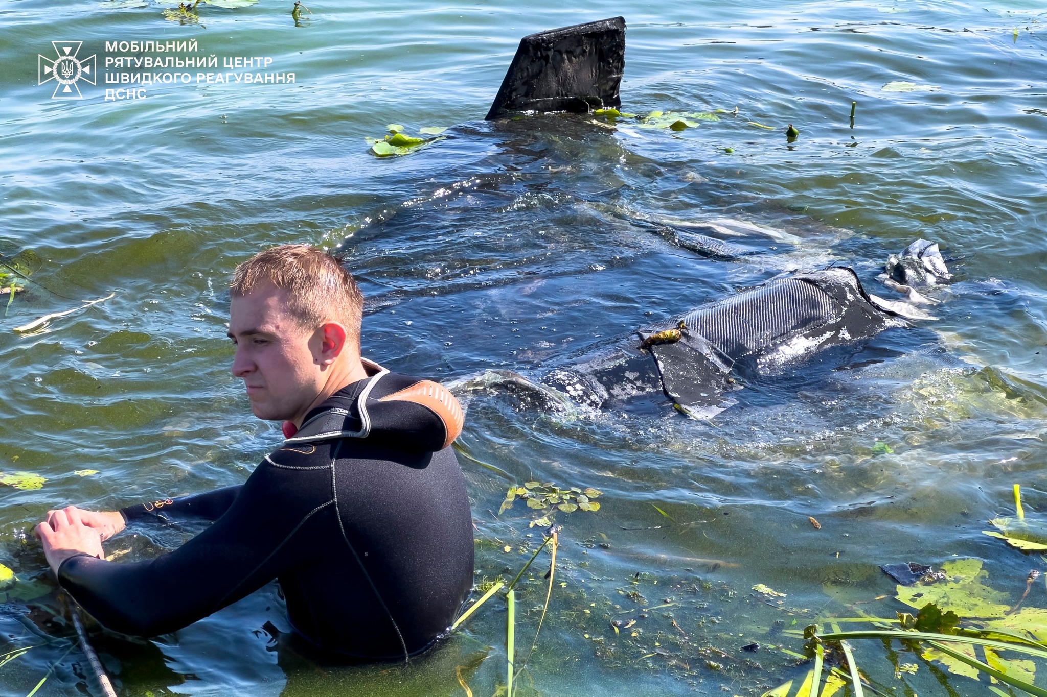 Водолази-сапери ДСНС вилучили з Дніпра частину безпілотника