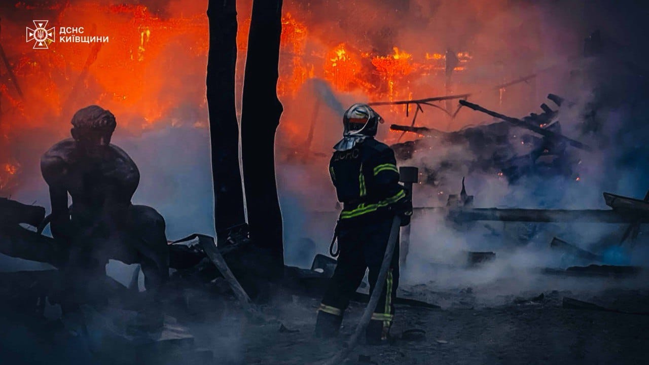 На Київщині згорів заміський ресторанний комплекс
