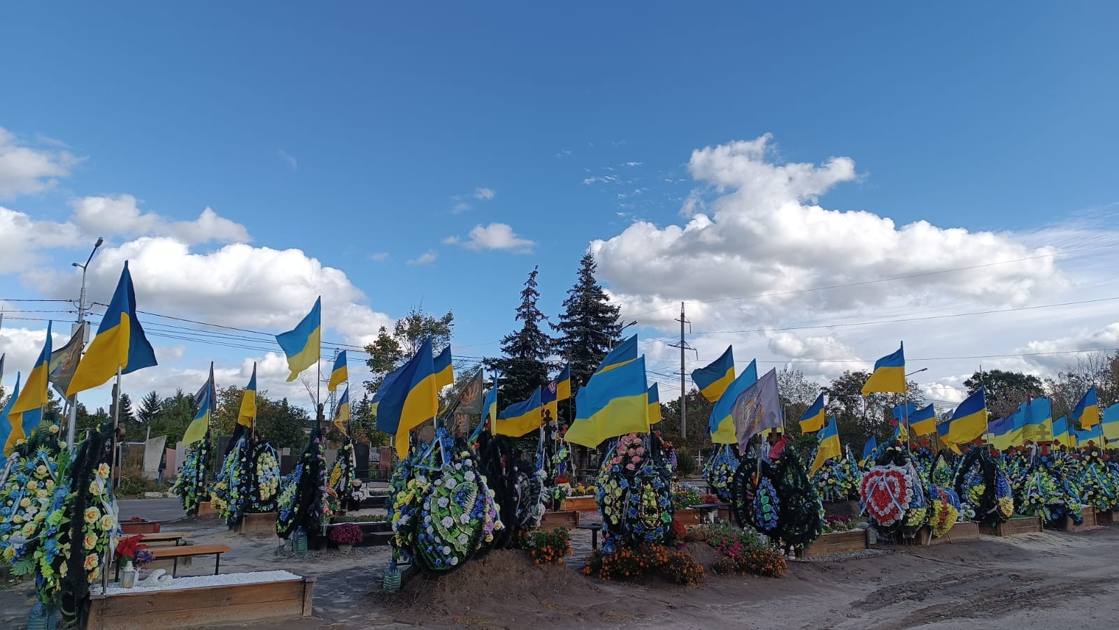 В Черкасах планують облаштувати меморіальний комплекс на території недобудованої церкви - фото 2