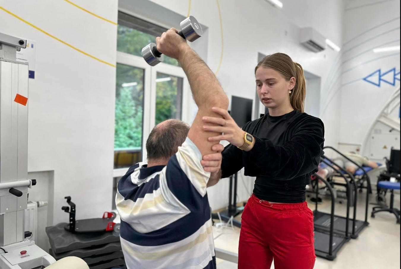 Батько 4 дітей повернувся із Франції на війну в Україну, навіть після ампутації знову проситься у стрій - фото 3