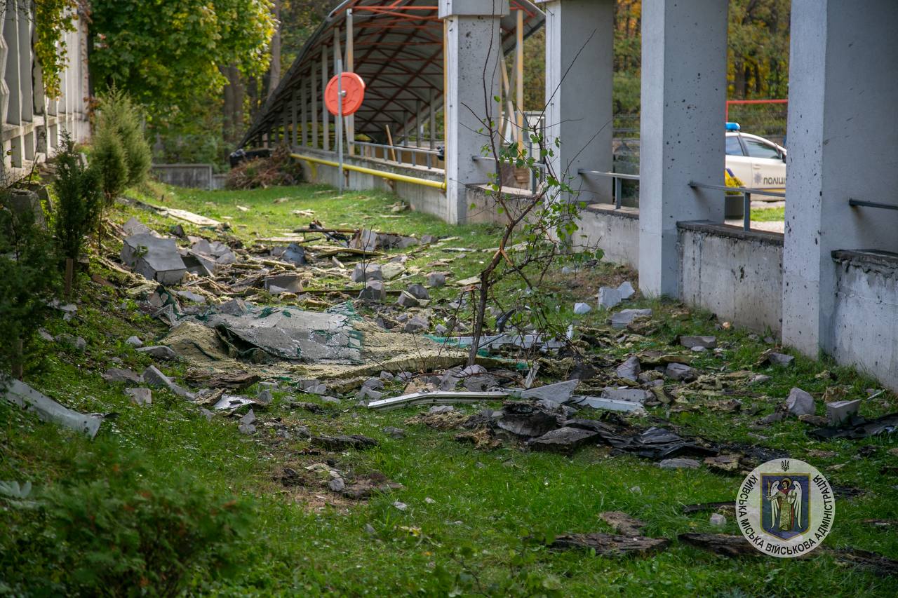 В КМВА показали наслідки ворожої атаки на Київ - фото 3
