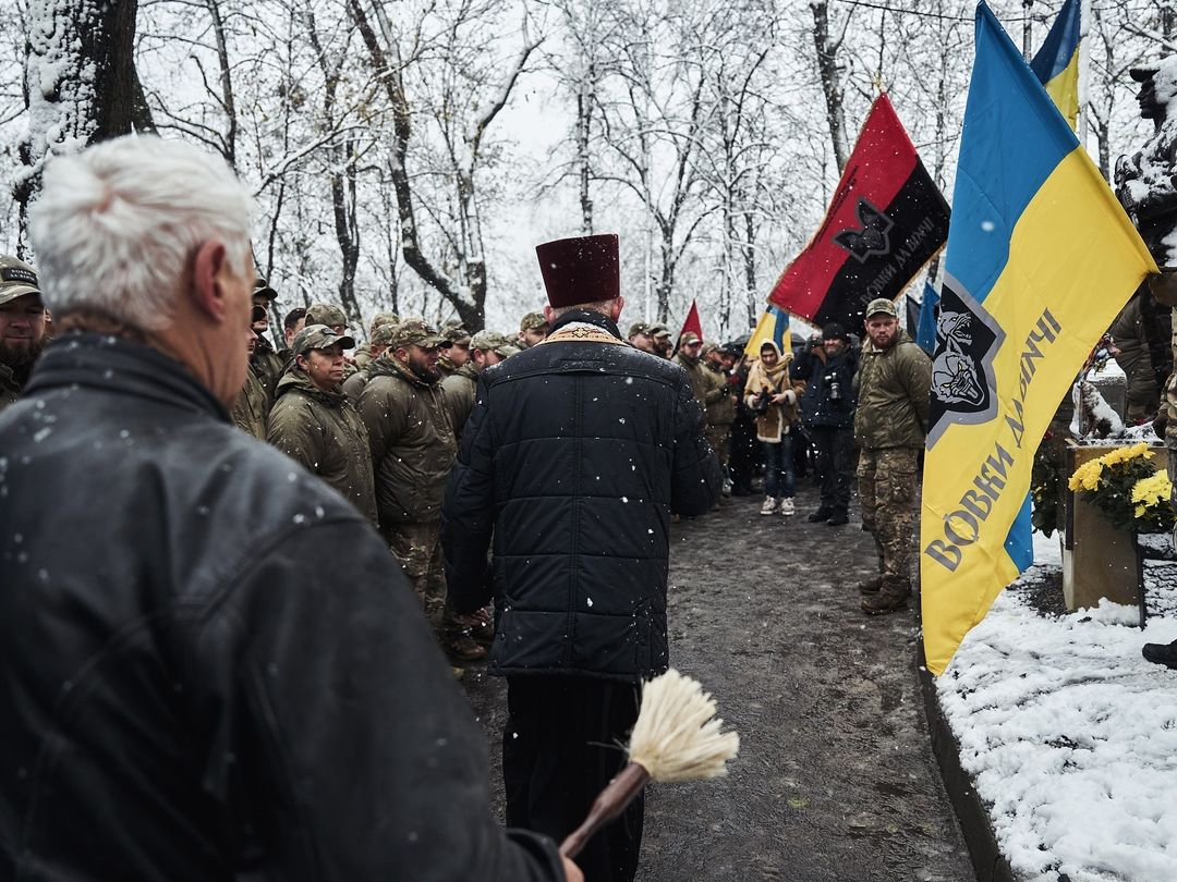 Пам’ятник  «Да Вінчі» Коцюбайлу відкрили на Аскольдовій горі - фото 3