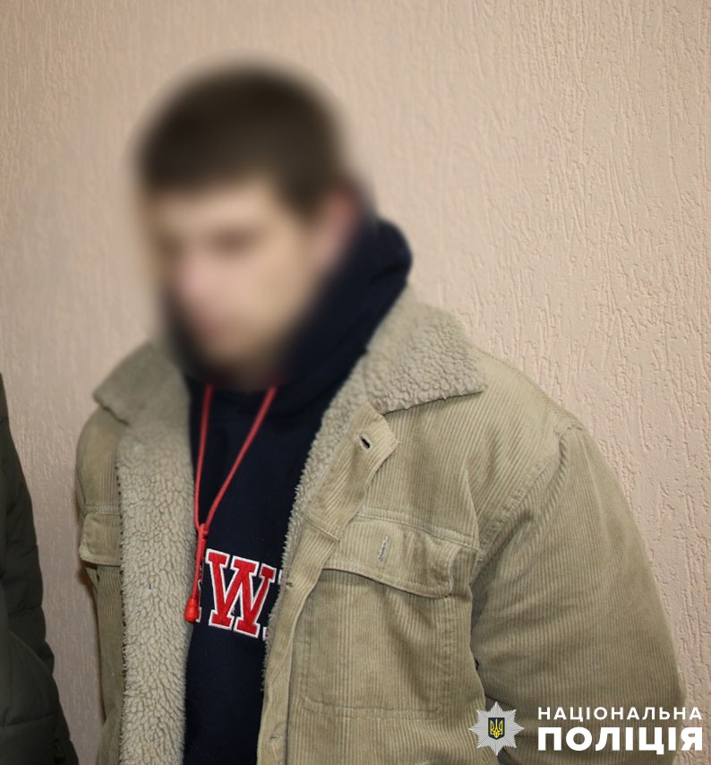 Киянин за вказівкою ворожих спецслужб підпалив військове авто