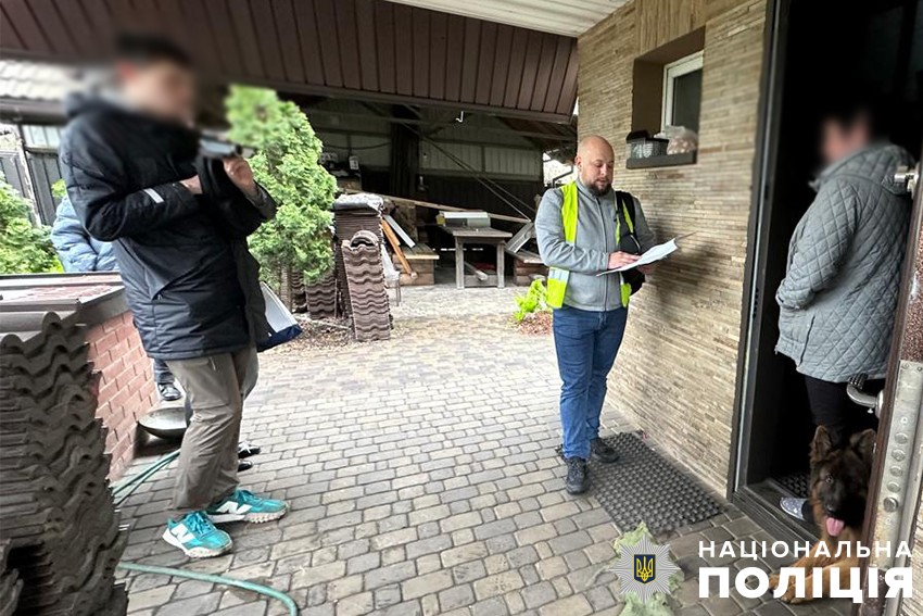 В Києві викрили злочинне угрупування, яке створив нотаріус - фото 2