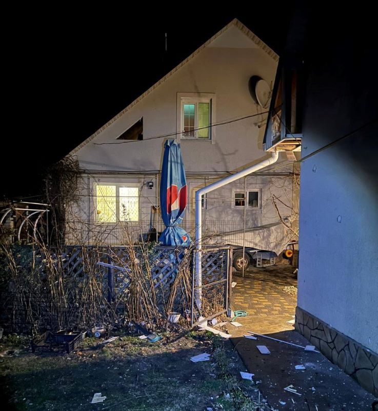 На Черкащині пошкоджено будинки через ворожу атаку - фото 2