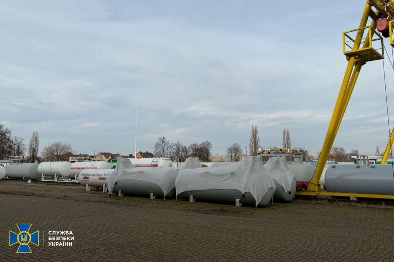 СБУ затримала посадовців українського холдингу, які допомагали рф обходити санкції