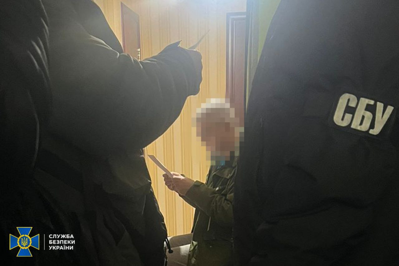 СБУ затримала посадовців українського холдингу, які допомагали рф обходити санкції - фото 3