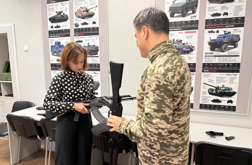 У Києві облаштовують осередки для викладання предмета «Захист України»