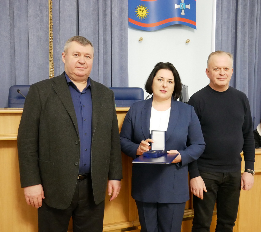 Вінничан нагородили Грамотами Верховної Ради та почесними відзнаками - фото 3