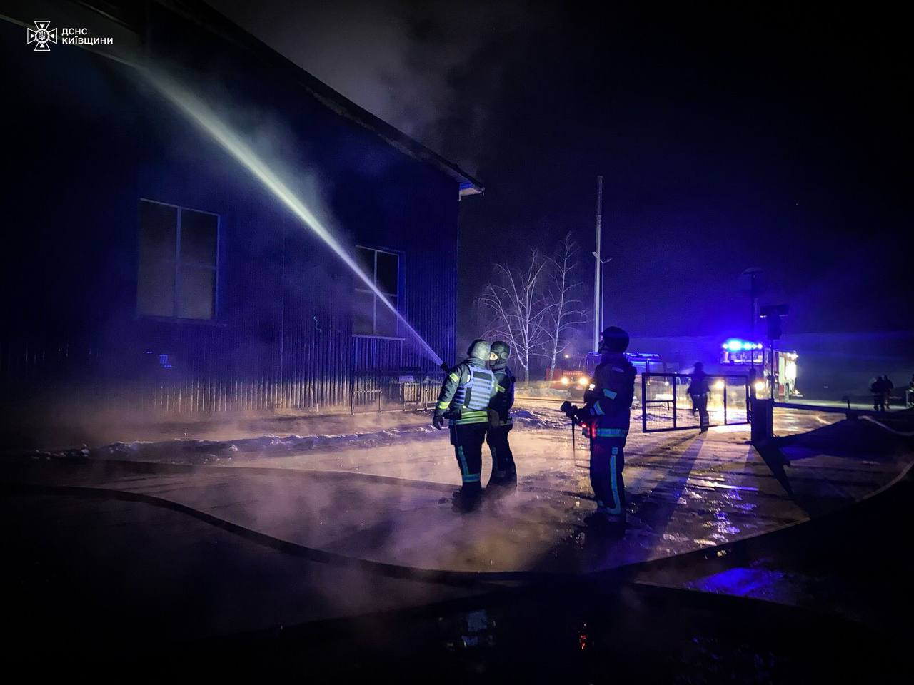 Київщина ліквідує наслідки нічної атаки ворожих БпЛА