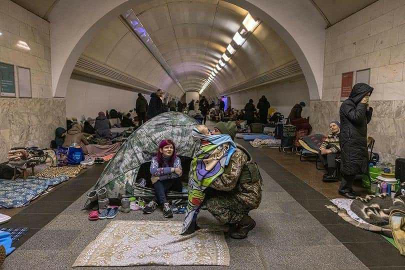 У Київському метрополітені показали, як підземка стала укриттям - фото 3