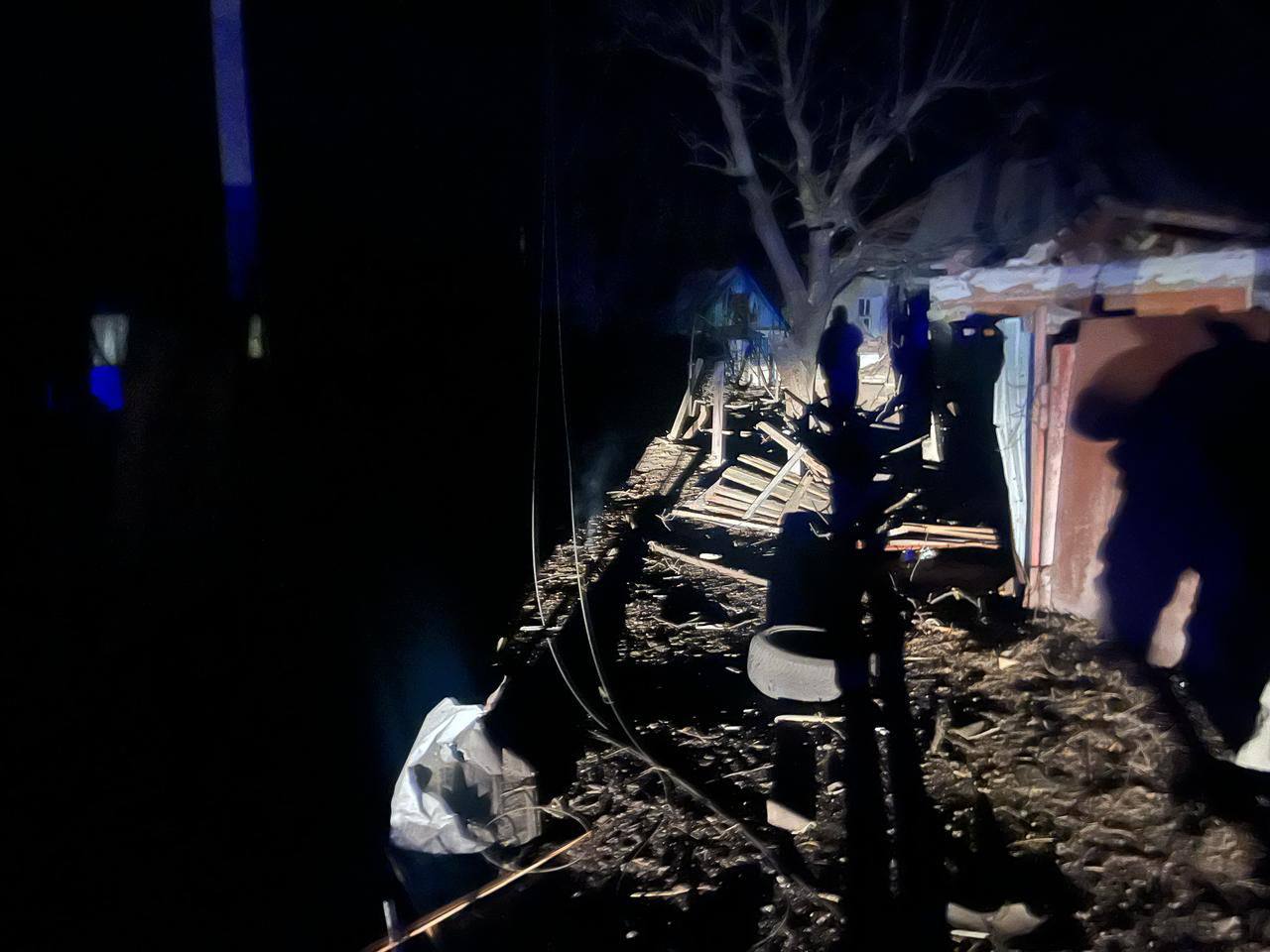 Унаслідок ворожої атаки в Обухівському районі травмовано жінку