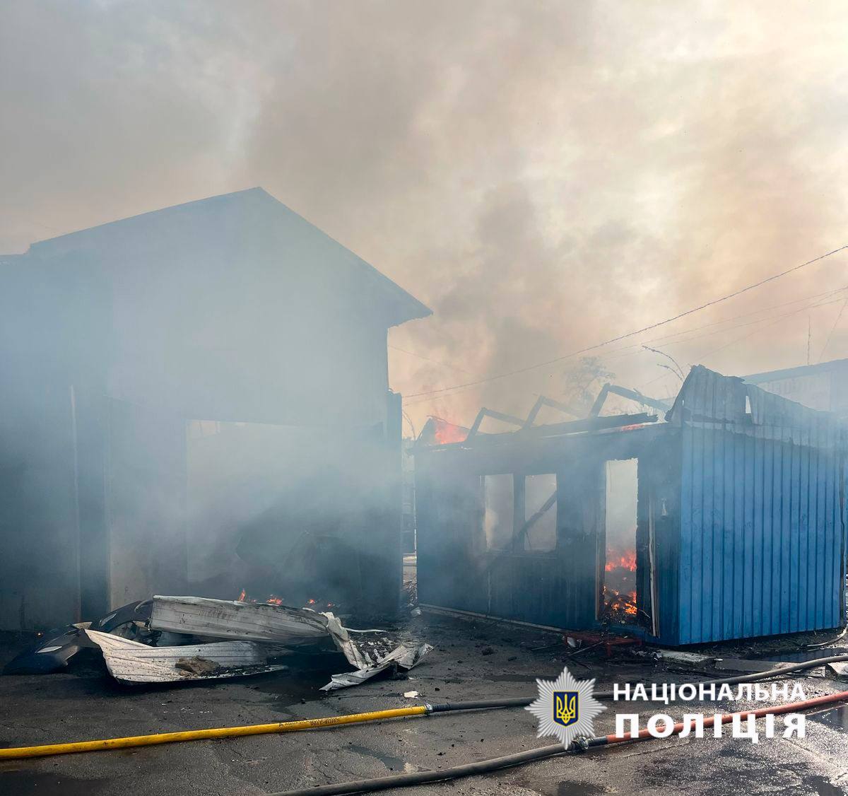 Вогнеборці показали, як приборкували масштабну пожежу у столиці - фото 2