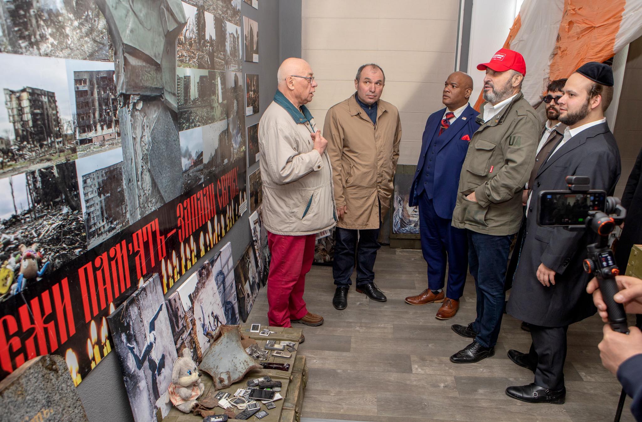 Особистий духовний радник Трампа відвідав Бучу, Ірпінь та Бородянку - фото 7