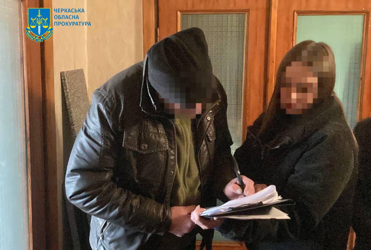 На Черкащині повідомлено про підозру 6 особам, причетним до вбивства військового - фото 2
