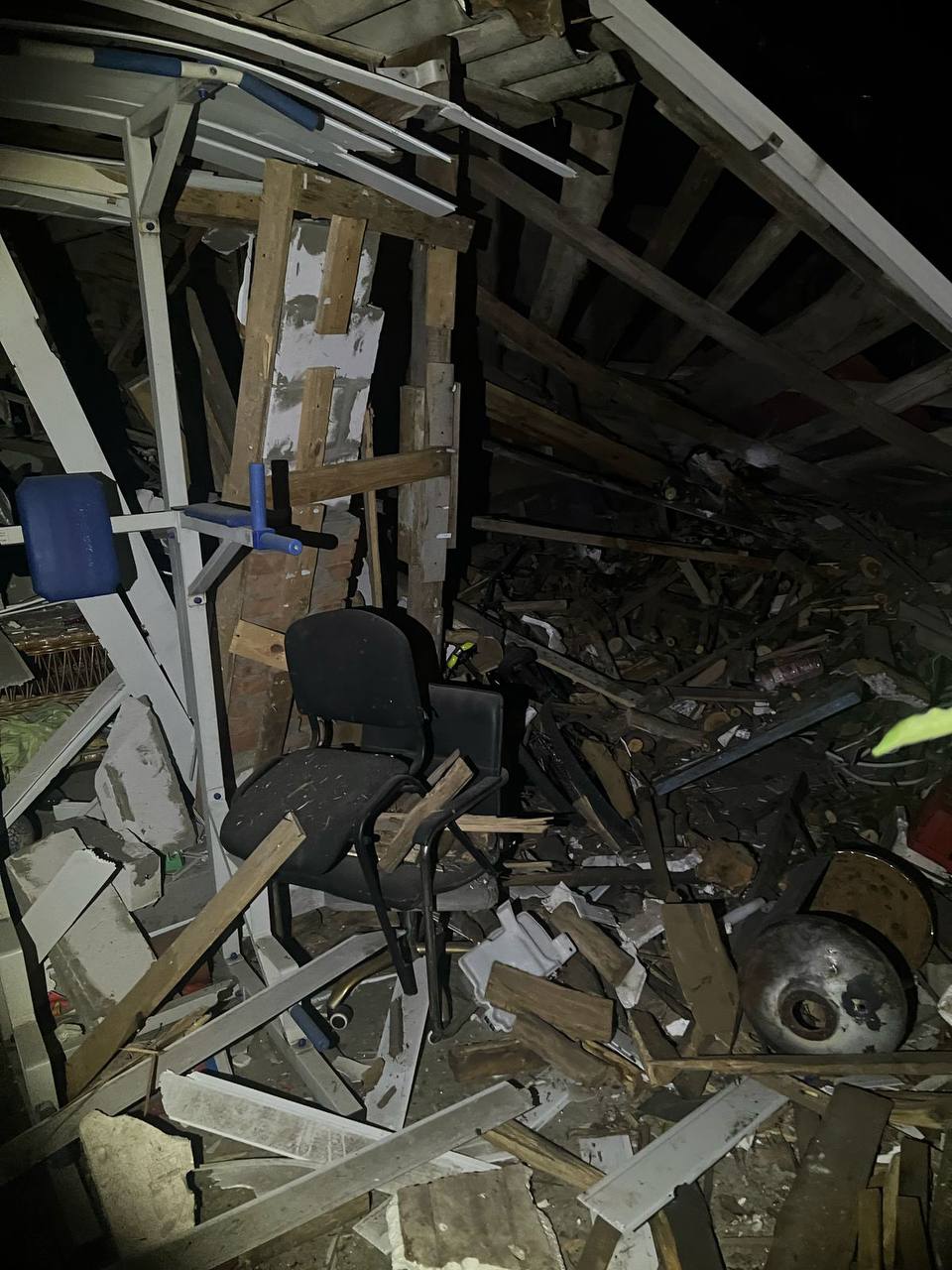 У Броварах, на допомогу постраждалим від атаки «шахедів», виділять 500 тис грн - фото 4