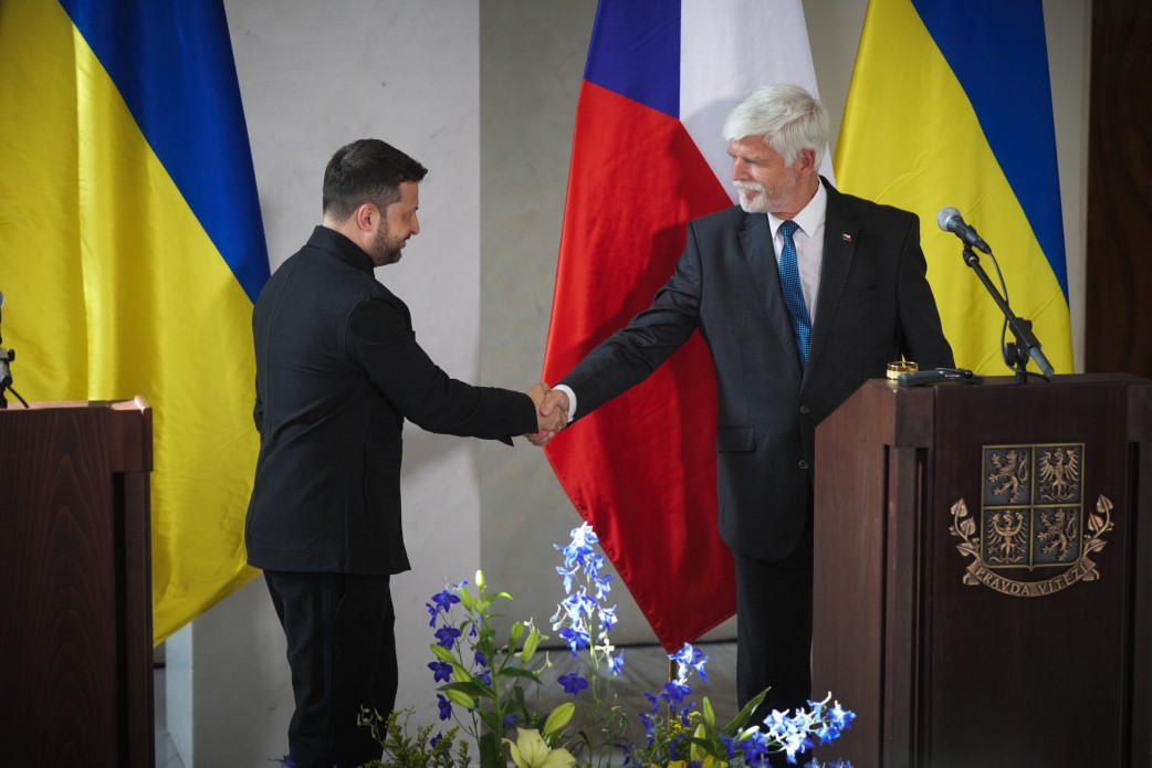 Чехія продовжить оборонну допомогу, а також підтримуватиме Україну у прагненні вступити до ЄС - фото 2