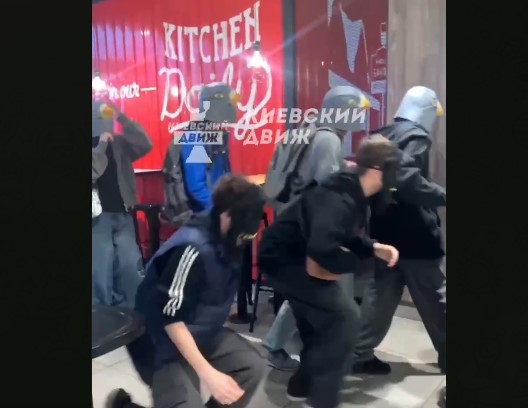 Квадробери атакували KFC на Позняках