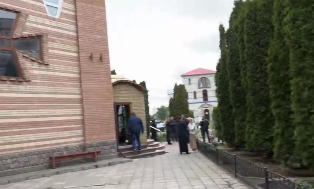 Церква на Митниці в Черкасах перейшла до ПЦУ: що відбувається зараз