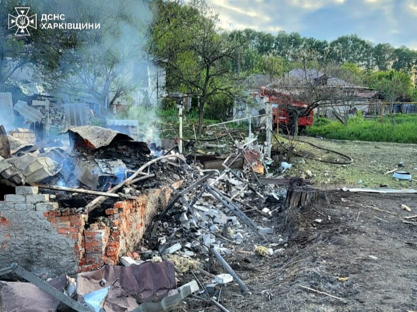 Двоє людей загинули у Куп’янську під час російського авіаудару - фото 4