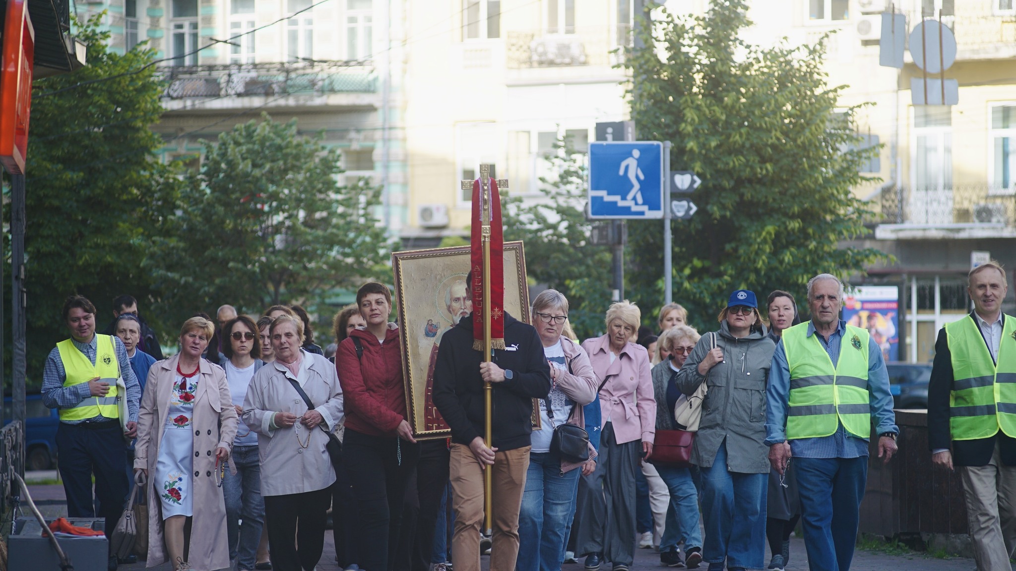 Паломники, звернулися до Зеленського через костел св. Миколая у Києві, та запросили папу Римського до столиці - фото 3