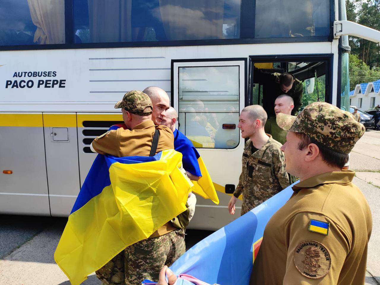 Відбувся обмін полонених. Зеленський розповів, кого повернула Україна