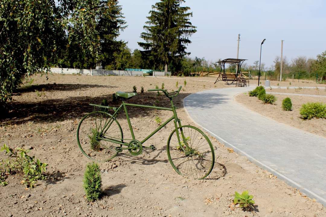 «Відкрила парк й ще хочу бачити портрет сина на стіні школи»: мати героя із Вінниччини