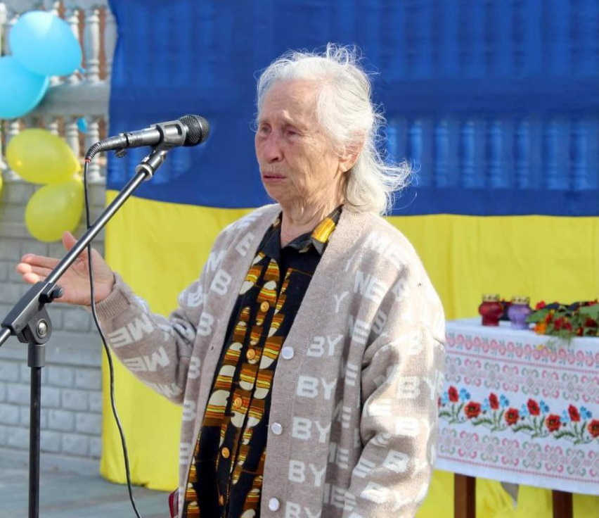 «Відкрила парк й ще хочу бачити портрет сина на стіні школи»: мати героя із Вінниччини - фото 3